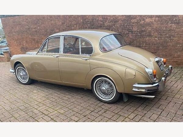 Daimler Saloon Daimler 2.4 1966 Mark II