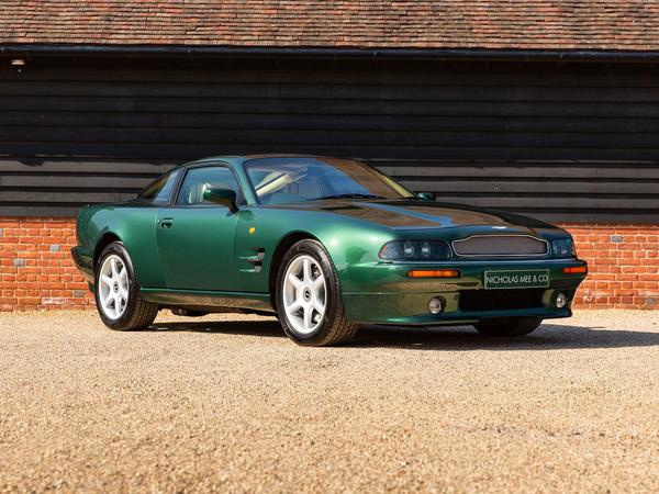 Aston Martin V8 5.3 2dr
