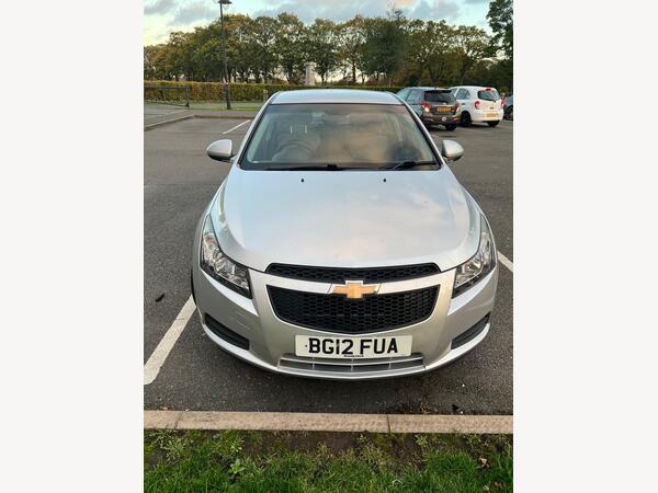 Chevrolet Cruze 1.6 LS Euro 5 5dr