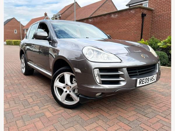 Porsche Cayenne 4.8 S Tiptronic S AWD 5dr