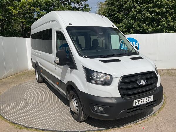 Ford Transit 460 EcoBlue Trend 17 Seater
