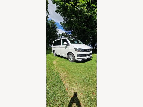 Volkswagen Transporter Shuttle 2.0 TDI BlueMotion Tech SE Minibus Double Cab 5dr Diesel DSG FWD SWB Euro 6 (s/s) (150 ps)