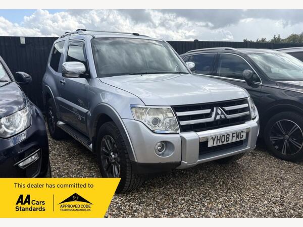 Mitsubishi Shogun 3.2 DI-DC Warrior Auto 4WD Euro 4 3dr SWB