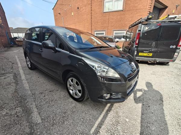 Peugeot 5008 1.6 HDi Sport Euro 5 5dr