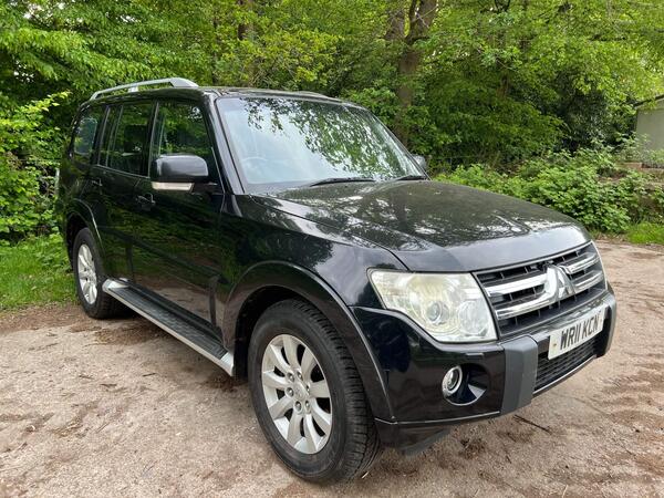 Mitsubishi Shogun 3.2 DI-DC Elegance Auto 4WD Euro 5 5dr LWB