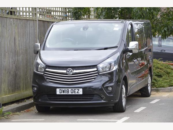 Vauxhall Vivaro 1.6 CDTi 2900 L2 H1 Euro 6 (s/s) 5dr (9 Seat)