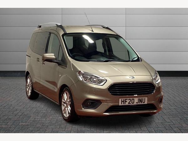 Ford Tourneo Courier 1.5 TDCi Titanium Euro 6 5dr