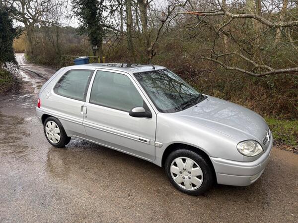 Citroen Saxo 1.1i Desire 3dr