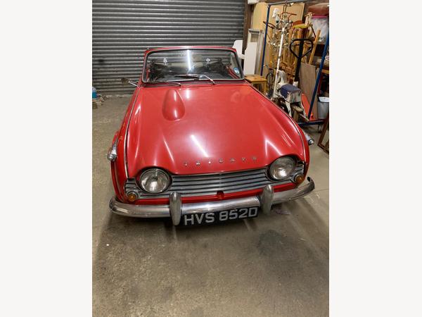 Triumph TR4
