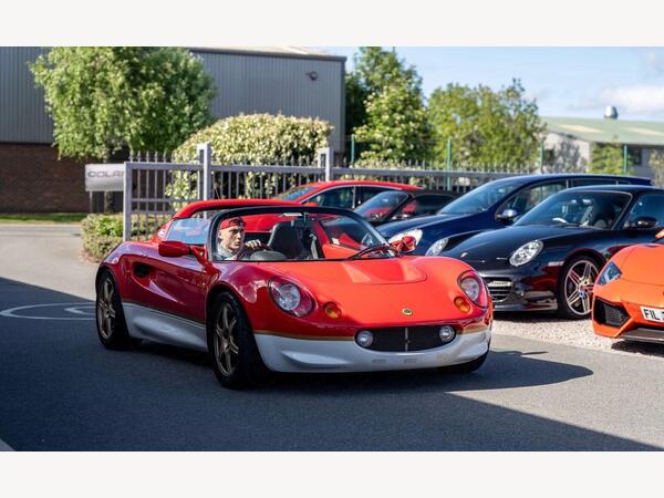 Lotus Elise 1.8 2dr