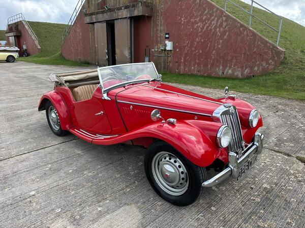 MG TF 1250cc 1954 MG TF Classic Sportscar. The last run of the pre-war designed T Series
