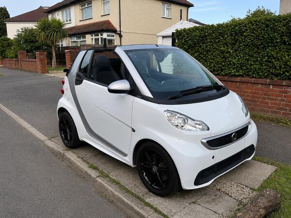 Smart fortwo 1.0 MHD Pulse Cabriolet SoftTouch Euro 5 (s/s) 2dr