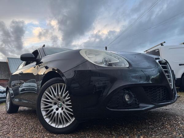 Alfa Romeo Giulietta 2.0 JTDM-2 Lusso TCT Euro 5 (s/s) 5dr