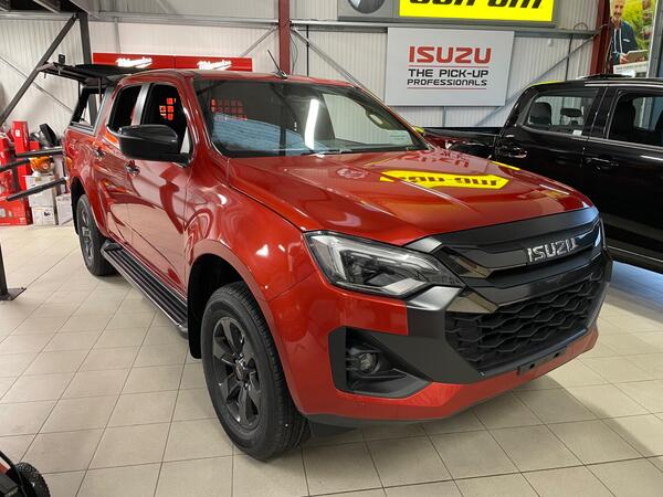 Isuzu D-Max 1.9 TD V-Cross Commercial Auto 4WD Euro 6 (s/s) 4dr