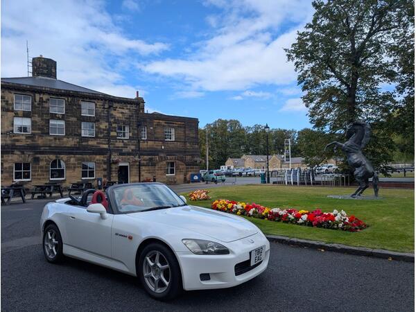 Honda S2000 2.0 Roadster Convertible 2dr Petrol Manual (237 g/km, 236 bhp)