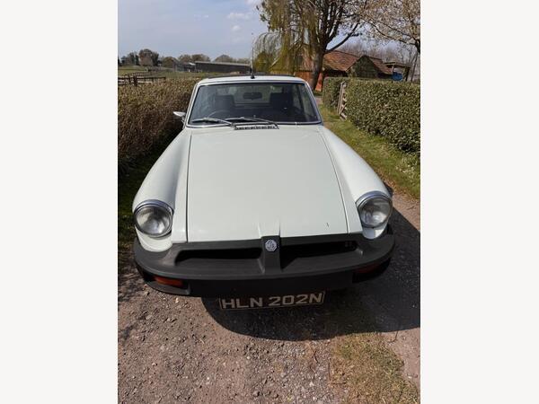 MG MGB GT 1.8 2dr