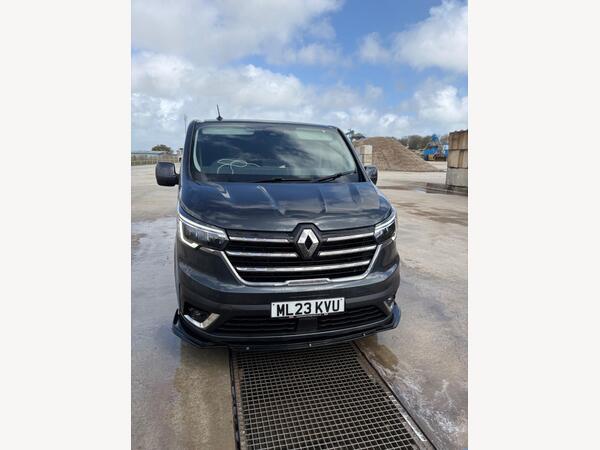 Renault Trafic 2.0 dCi Blue LL30 Sport+ Crew Van Double Cab 6dr Diesel EDC L2 H1 Euro 6 (s/s) (170 ps)