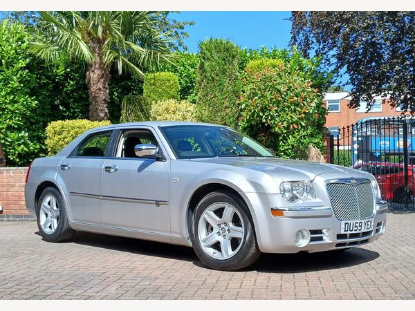 Chrysler 300C 3.0 CRD V6 LUX 4dr