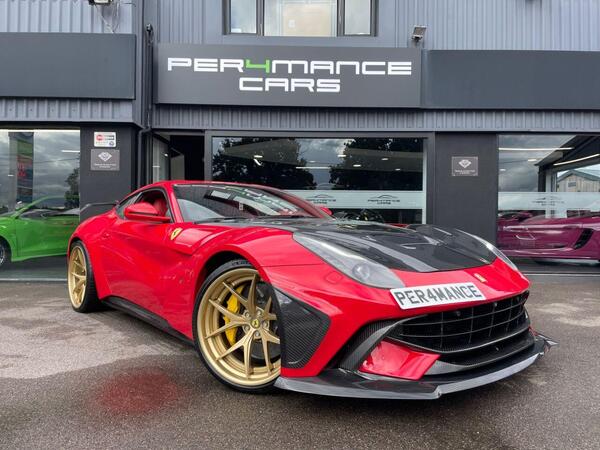 Ferrari F12 Berlinetta 0l