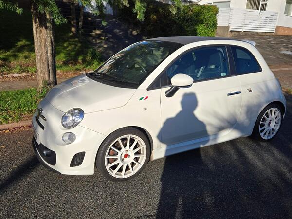 Abarth 500C Competitizioni Esseesse 1.4 T-Jet Convertible 2dr Petrol Auto Euro 5 (165 bhp)