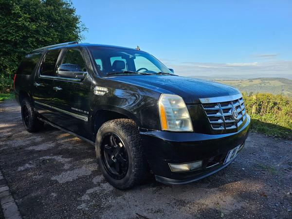 Cadillac Escalade 6.2 V8 Platinum SUV 5dr Petrol Automatic AWD (339 g/km, 409 bhp)