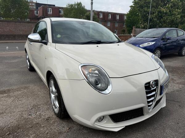 Alfa Romeo MiTo 875 TB TwinAir Distinctive Euro 6 (s/s) 3dr