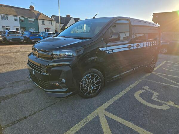 Citroen Dispatch 2.2 VTR M Crew Van Auto 8 MWB Euro 6 (s/s) 6dr