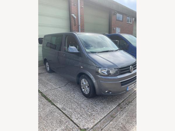 Volkswagen Transporter 2.0 BiTDI BlueMotion Tech T30 Highline Kombi 4dr Diesel DSG 4MOTION L1 H1 (219 g/km, 178 bhp)