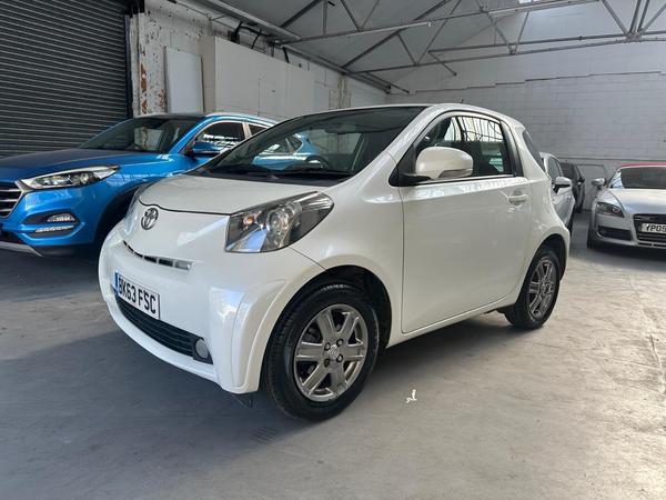 Toyota iQ 1.0 VVT-i 2 Euro 5 3dr