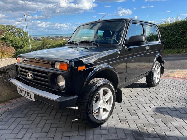 Lada Niva 1.7 Niva Legend
