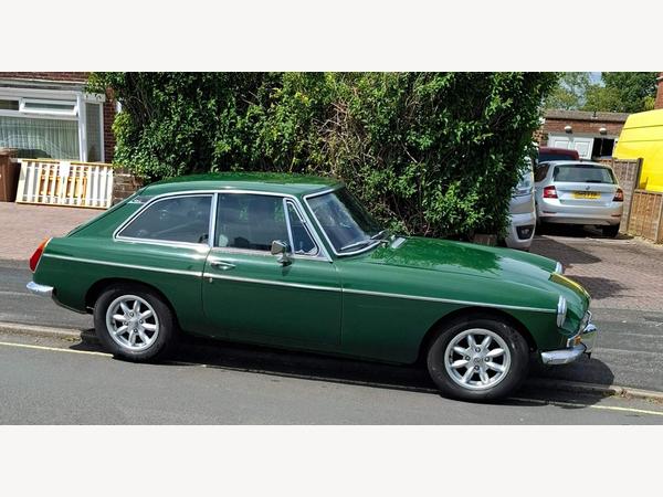 MG MGB GT 1.8 Coupe 2dr Petrol Manual (97 bhp) with overdrive and chrome bumper conversion