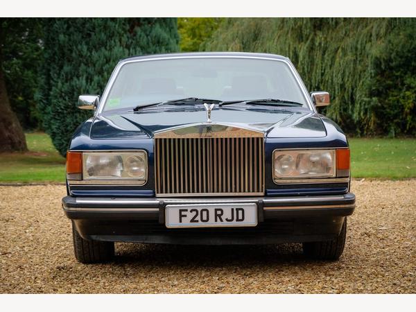 Rolls-Royce Silver Spirit