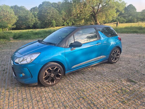 Citroen DS3 1.6 VTi DStyle Plus Euro 5 3dr