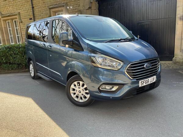 Ford Tourneo Custom 2.0 320 EcoBlue Titanium Auto L1 Euro 6 (s/s) 5dr