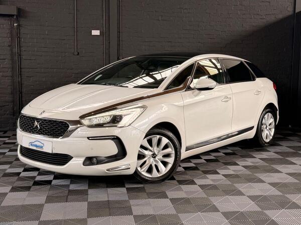 DS AUTOMOBILES DS 5 1.6 BlueHDi Elegance Euro 6 (s/s) 5dr