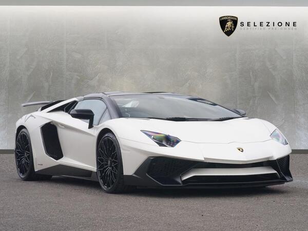 Lamborghini Aventador LP750-4 SV ROADSTER