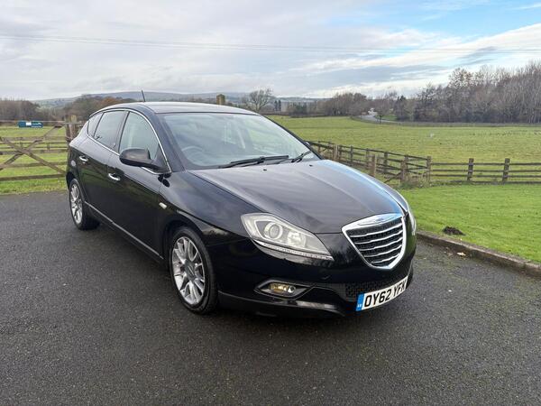 Chrysler Delta 1.4 M-Air SR Euro 5 (s/s) 5dr