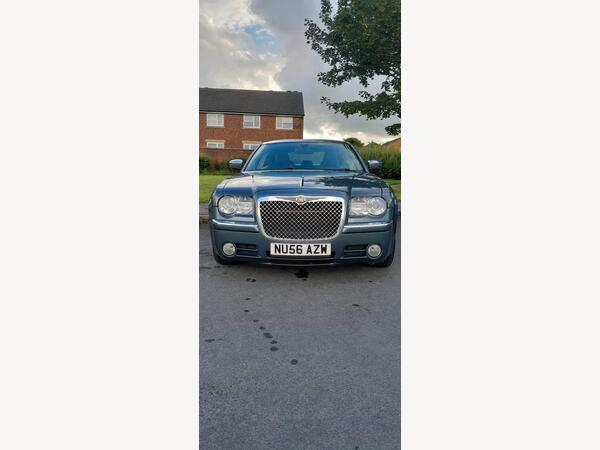 Chrysler 300C 3.0 CRD V6 4dr