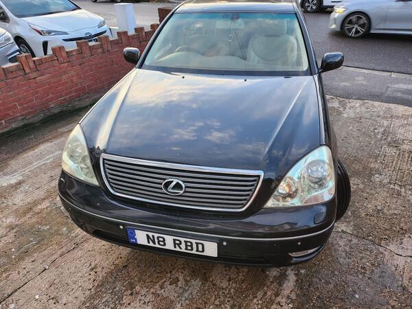 Lexus LS 4.3 430 4dr