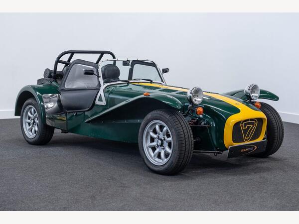 Caterham Seven 1.8 Twin Cam 1.8 16V Twin Cam Rover engine 2dr