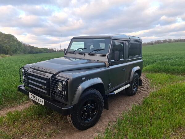 Land Rover Defender 90 2.4 TDCi XS Station Wagon 3dr Diesel Manual 4WD SWB Euro 4 (122 bhp)
