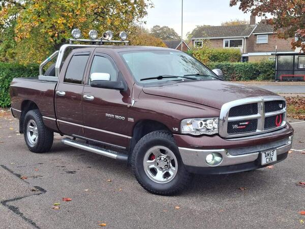 Dodge RAM 5.7 V8 Hemi Laramie Pickup 4dr Petrol Auto 4WD Euro 3 (345 bhp)