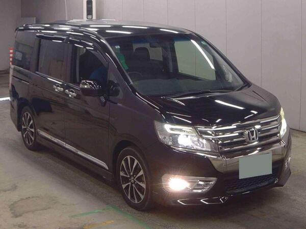 Honda Stepwagon Spada Z Cool Spirit 2.0 Automatic Petrol 5dr
