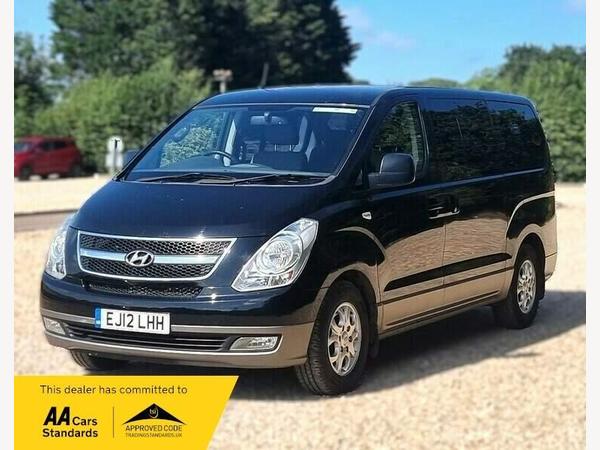 Hyundai i800 2.5 CRDi Style Auto Euro 5 5dr