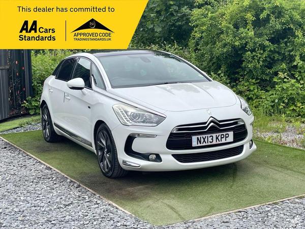 Citroen DS5 2.0 h e-HDi Airdream DStyle EGS6 4WD Euro 5 (s/s) 5dr