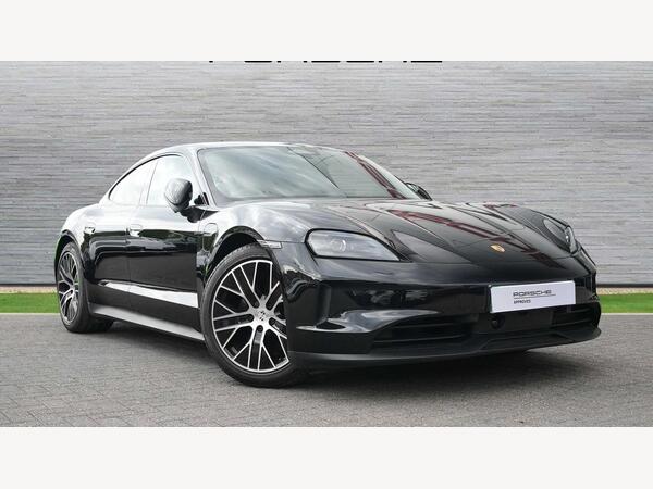 Porsche Taycan Performance Plus 105kWh Auto RWD 4dr (11kW Charger)