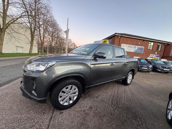 SsangYong Musso 2.2D EX 4WD Euro 6 4dr