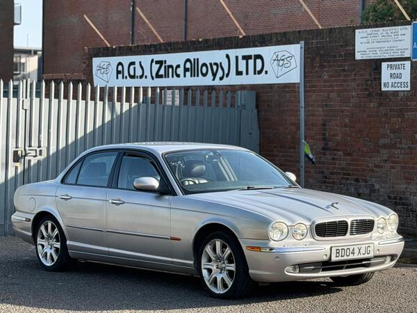 Jaguar XJ 3.0 XJ6 Sport 4dr