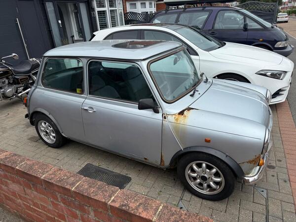 Austin Mini 1.0 Mayfair 2dr