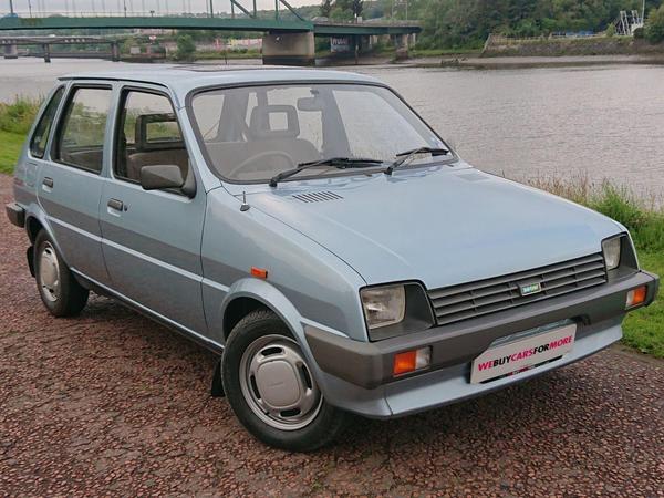 Austin Metro 1.3 1.3 5d 62 BHP Less than 4,000 Miles!
